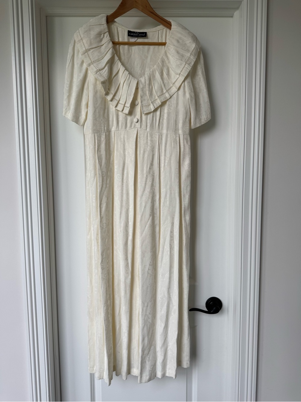 Vtg Carole Little Ivory Jacquard Maxi Dress Ruffle Collar Made in USA Size 10